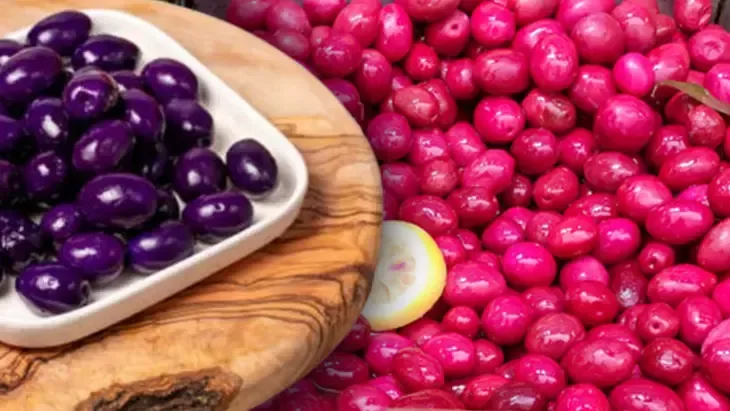 Pancarlı ve Yaban Mersinli Kalamata Zeytin: Duman Gurme Farkıyla Sofralarınıza Renk ve Lezzet Katın