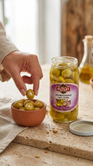 Sarımsak Dolgulu Yeşil Zeytin 320cc Cam Kavanoz – Yoğun Aromalı Zeytin